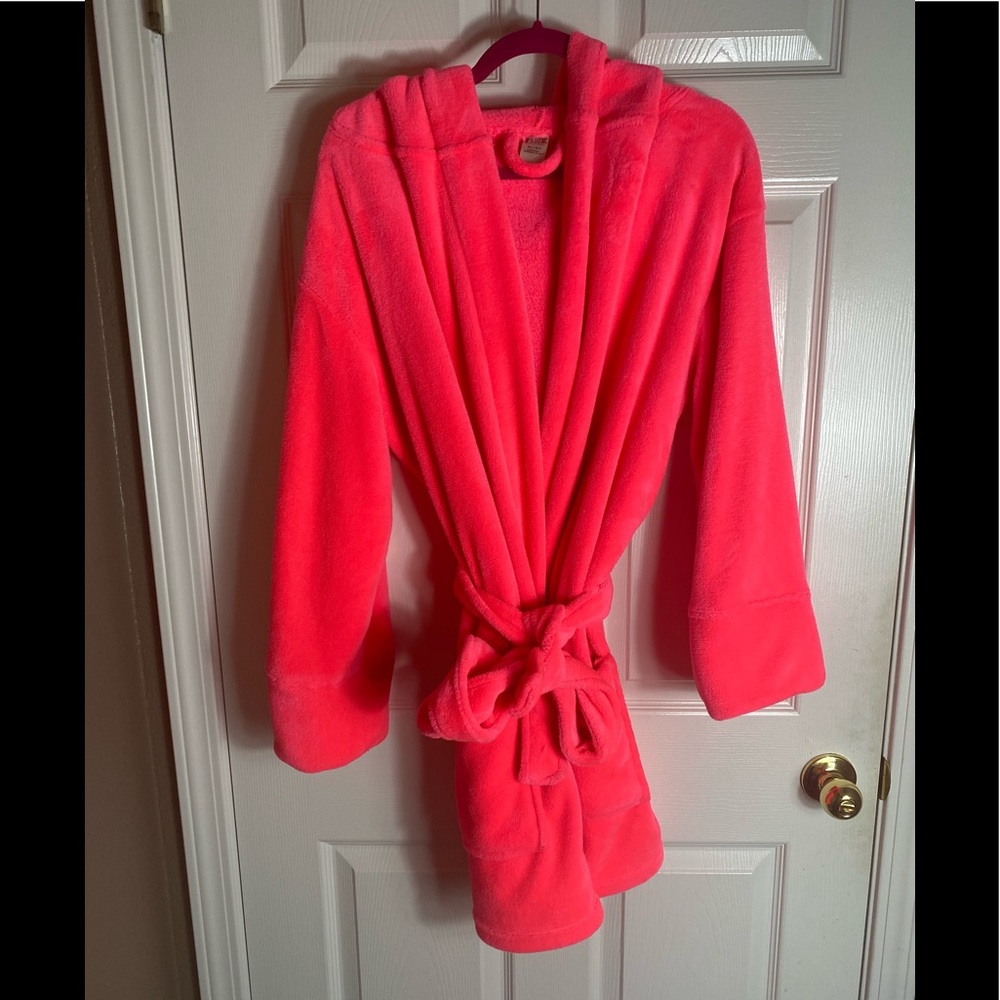 VS Pink logo cozy robe
